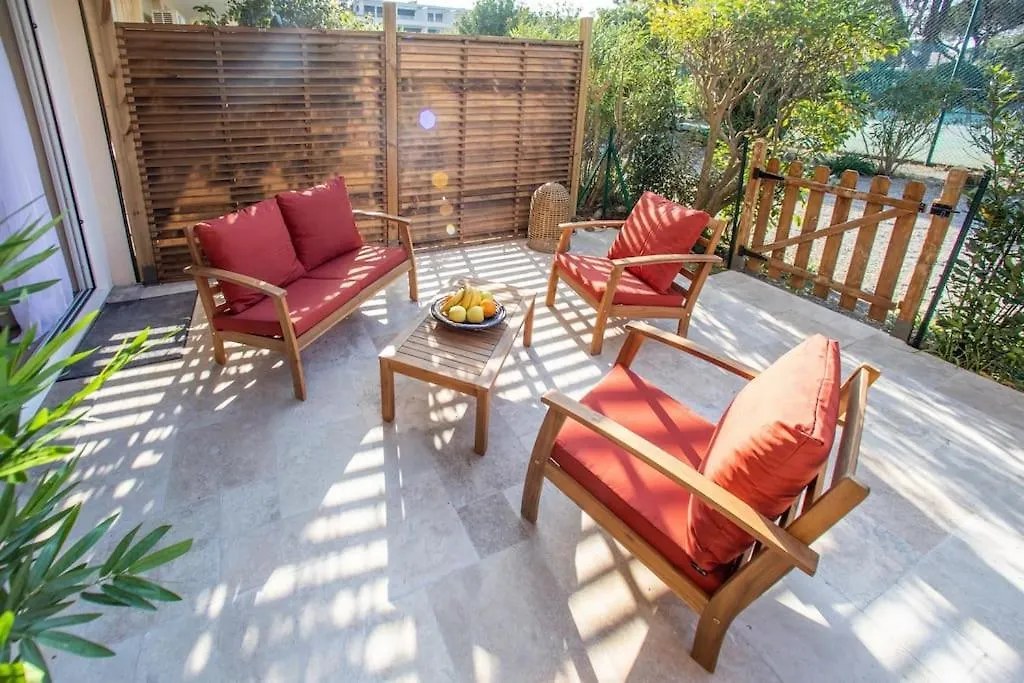 Appartement Entierement Renove Avec Terrasse Saint Tropez Apartmán